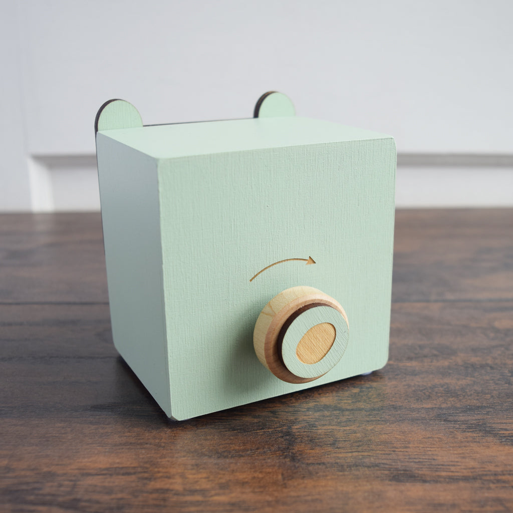 menagerie music box - bear - Tree by Kerri Lee